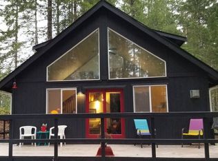 141 N Eagle Pl, Hoodsport, WA 98548
