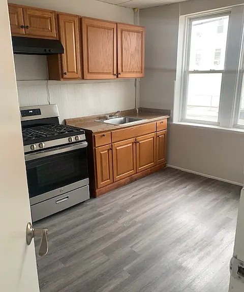 330-338 E 23rd St #3A — Photo 3