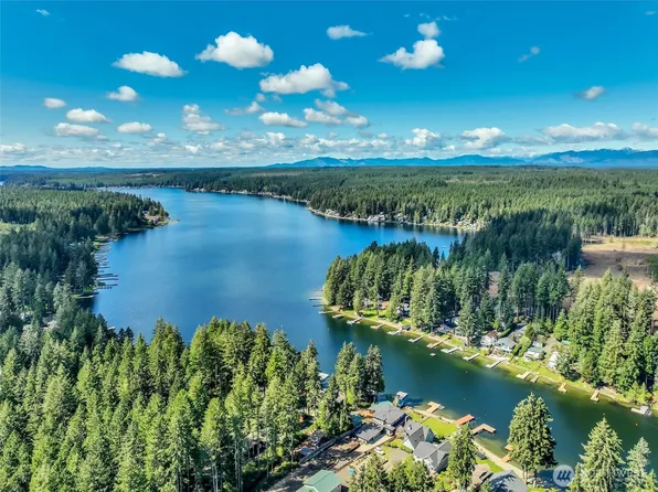 2851 E Mason Lake Drive E, Grapeview, WA 98546