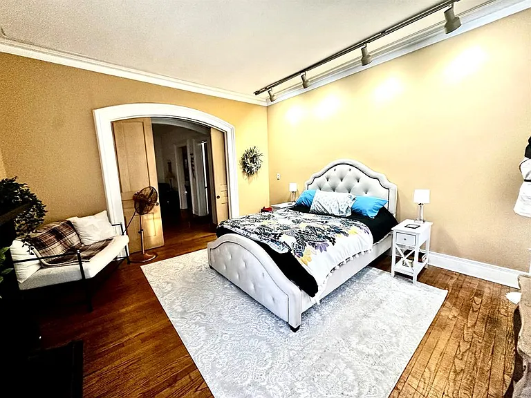 95 Olive St #2 — Photo 6