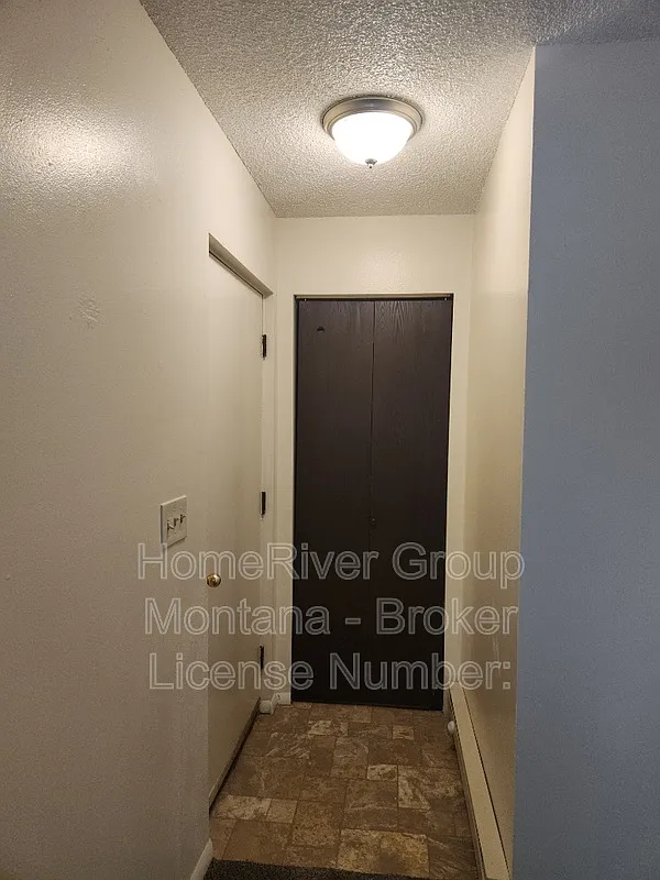 1 bed, 1.0 bath, 650 sqft, $1,195 — Photo 2