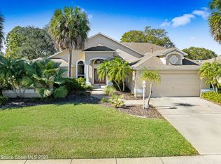 459 Lake Victoria Cir, Melbourne, FL 32940