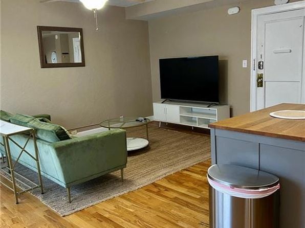 323 Emanuel Cleaver Blvd #8A