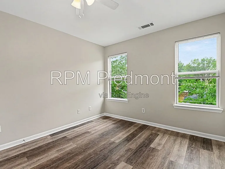 751 Prince Pl NW — Photo 20