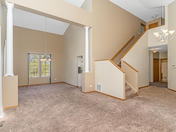 5th image of 3171 N Augusta Dr