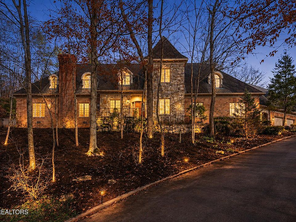1st image of 132 Amanda Dr