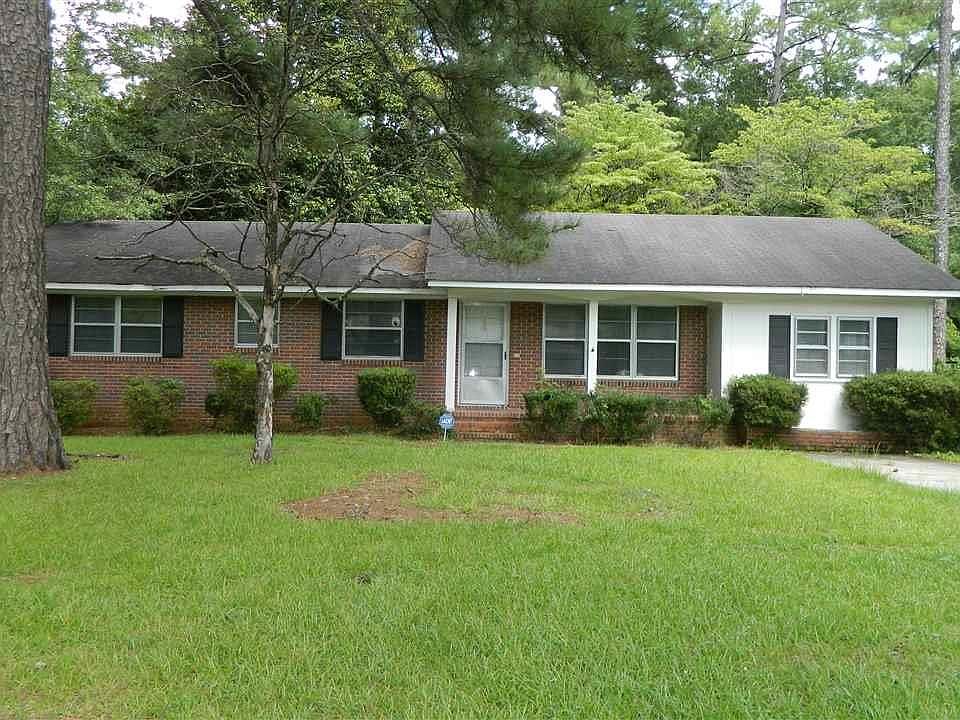 1st image of 105 Wildwood Dr