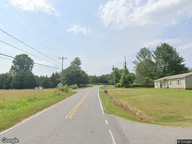 Exterior Neighborhood (street photo)