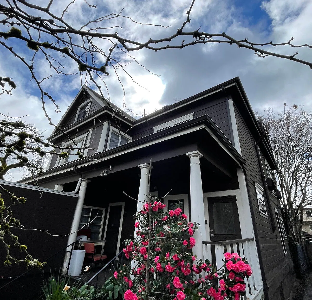 2 bed, 1.0 bath, $2,200 — Photo 1