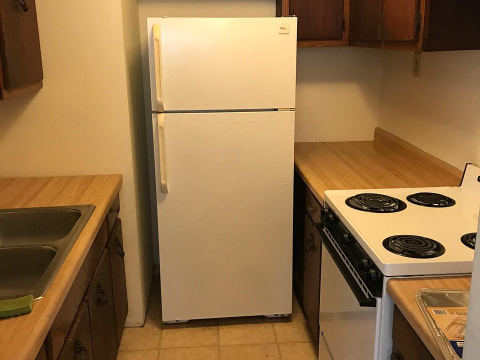 2nd image of 714 N Campbell St