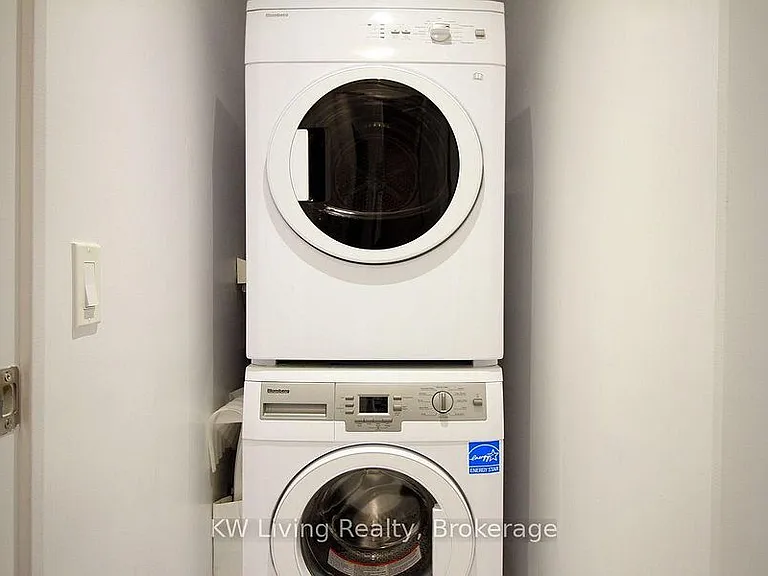 87 Peter St #4501 — Photo 32