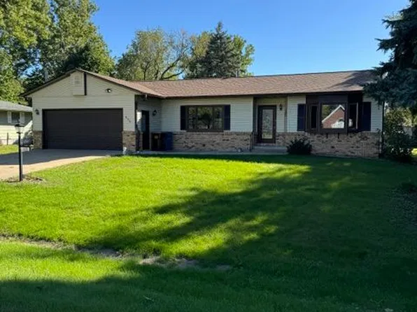 606 Rita Ct, Prophetstown, IL 61277