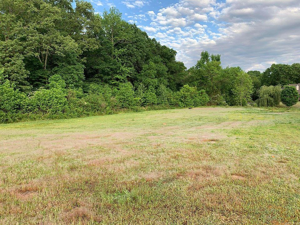1st image of 820 Valley Creek Point