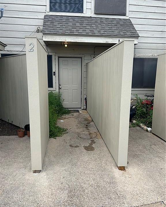 1st image of 4405 Carter Creek Pkwy APT 2