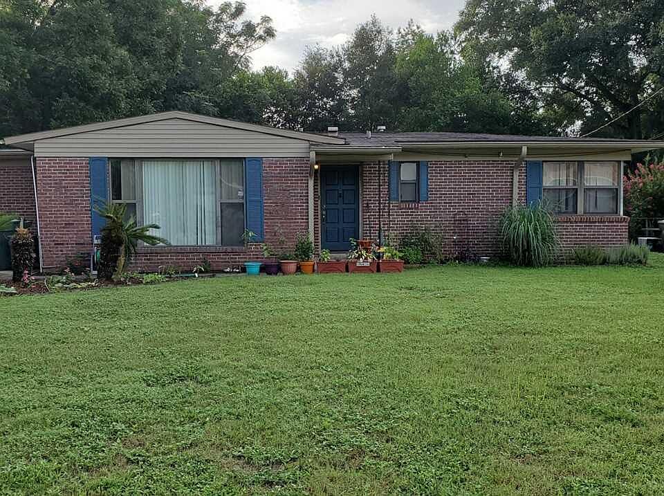1st image of 1026 Kearny Dr