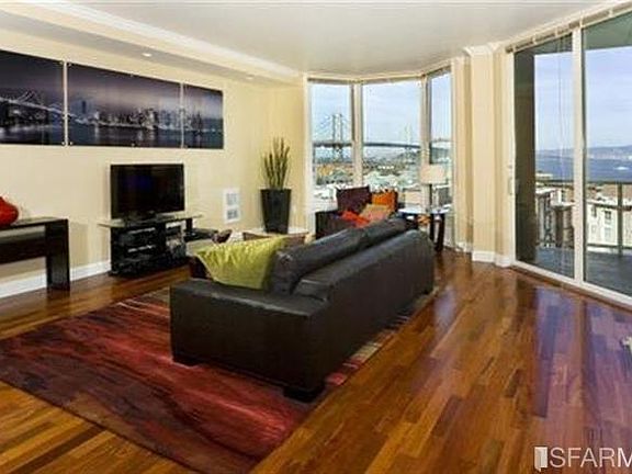 5th image of 88 King St Unit 524