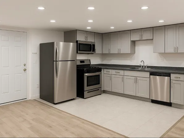 (undisclosed Address), Northridge, CA 91325