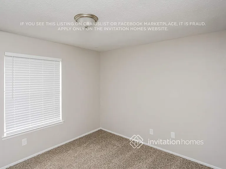 1613 Willowbrook St — Photo 13