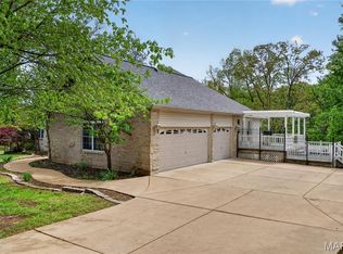 12 San Isidro, Pevely, MO 63070