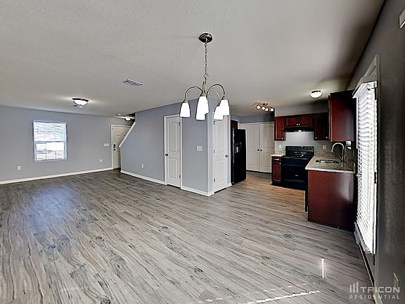 4th image of 1155 Saint Tropez Ct