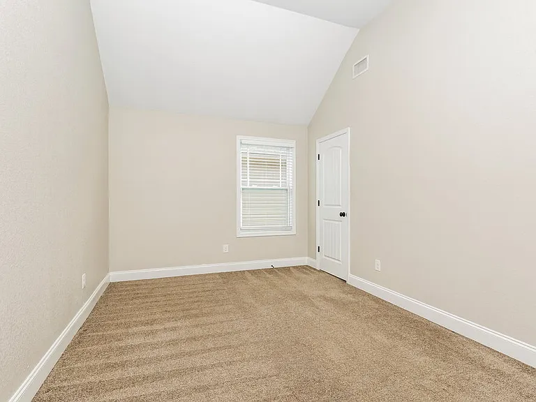 1217 Catawba Way — Photo 13
