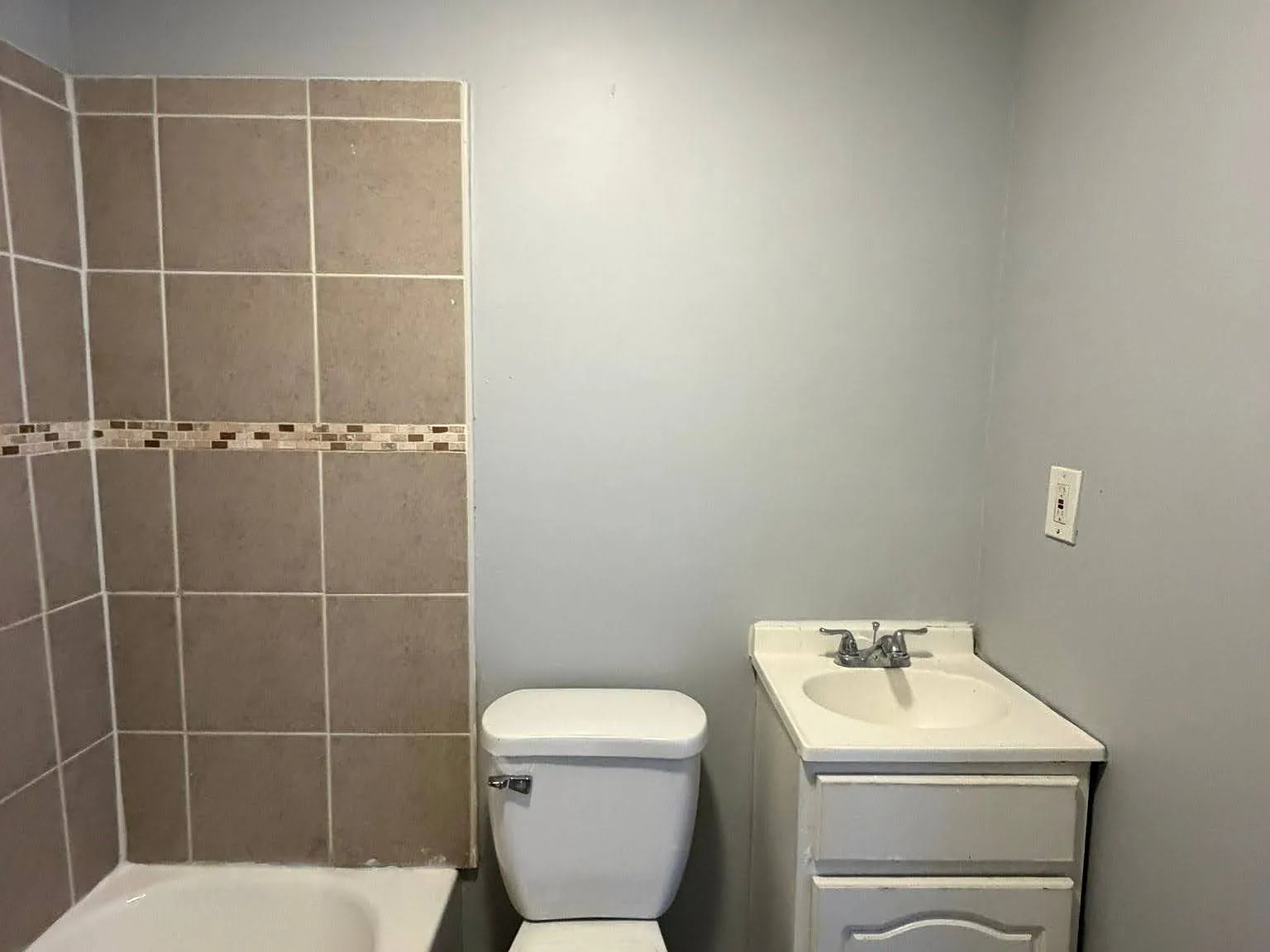 2 bed, $1,950 — Photo 4