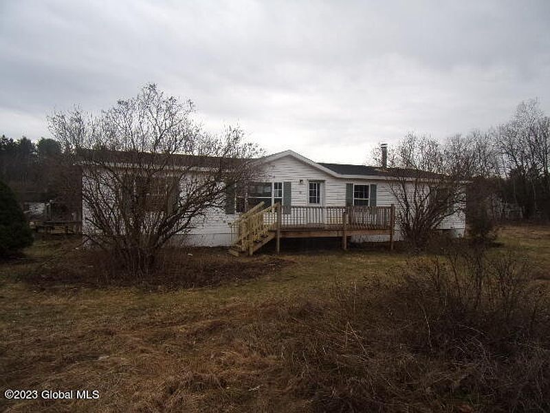 5th image of 124 Shaftbury Hollow Road