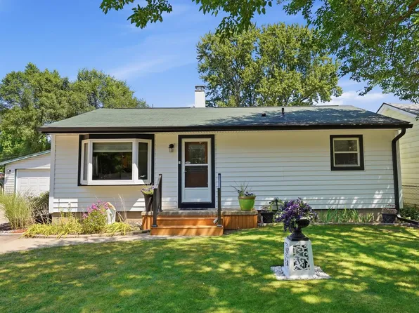 3066 Brisbane Ave, Commerce Township, MI 48390