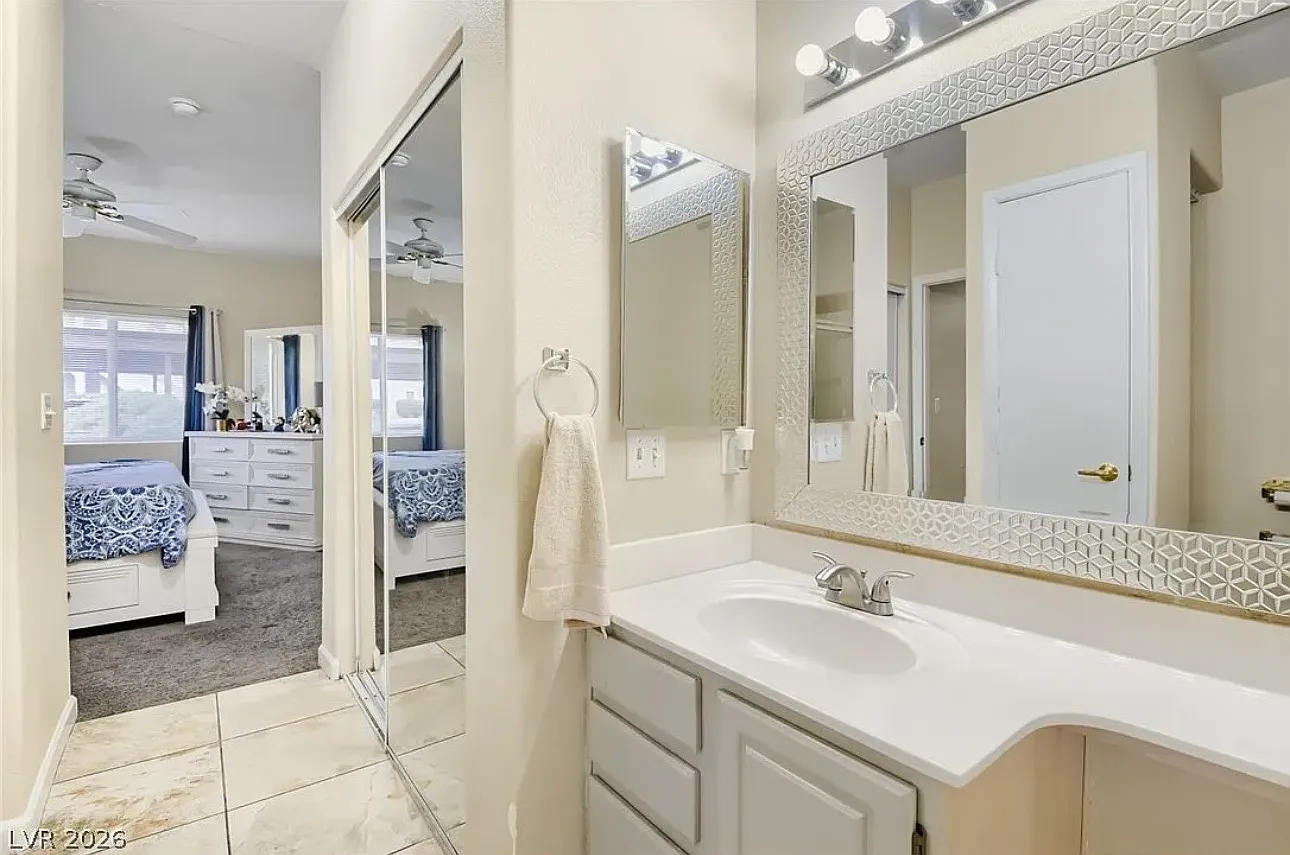 2 bed, 958 sqft, $1,400 — Photo 4