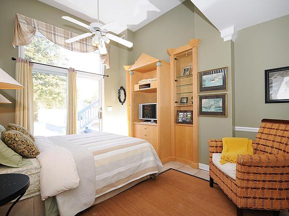 2nd image of 103 Beacon Blvd