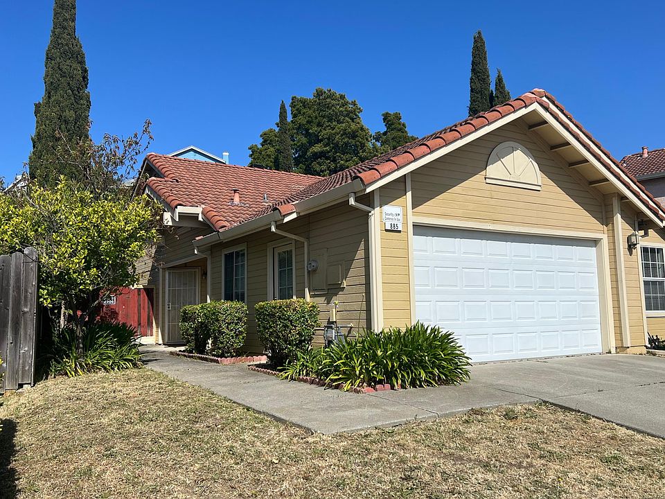1st image of 855 Knights Cir