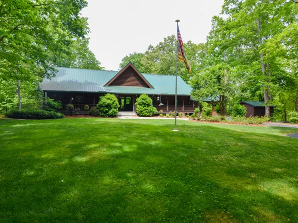 562 Brier Branch Rd, Graysville, TN 37338