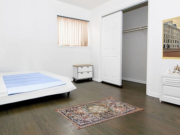 5th image of 7900 S Merrill Ave #1