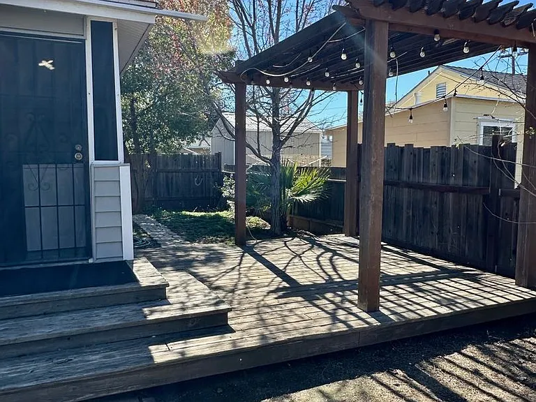 203 S Murdock Ave — Photo 20