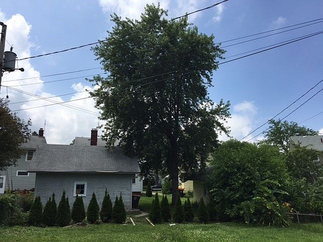 2nd image of 321 N Seminole Cir