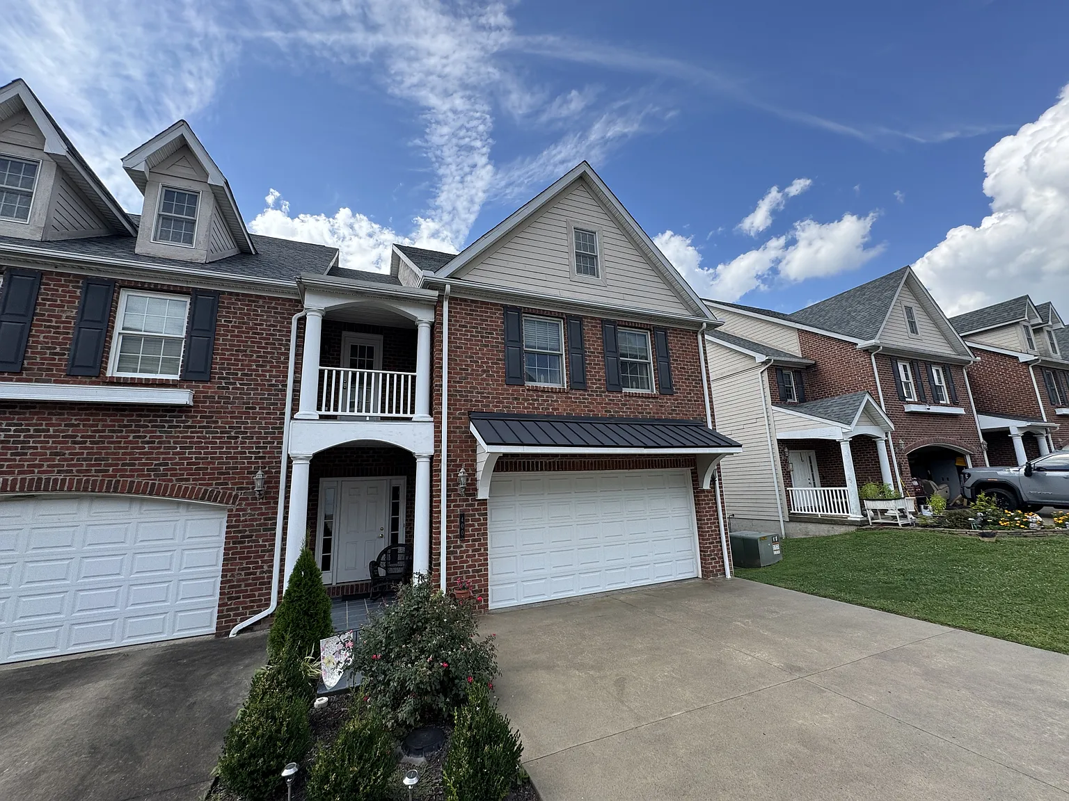 400 Saint Andrews Dr #1 photo 1
