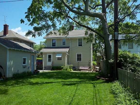 3rd image of 319 Willowwood Dr