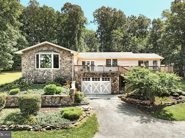 6449 Wool Mill Rd, Glenville, PA 17329