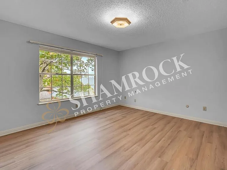 4613 Westchester Dr — Photo 27