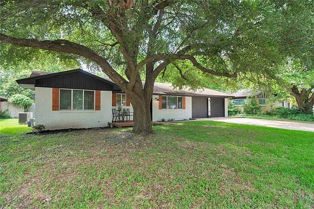 1st image of 3533 Garwood Dr