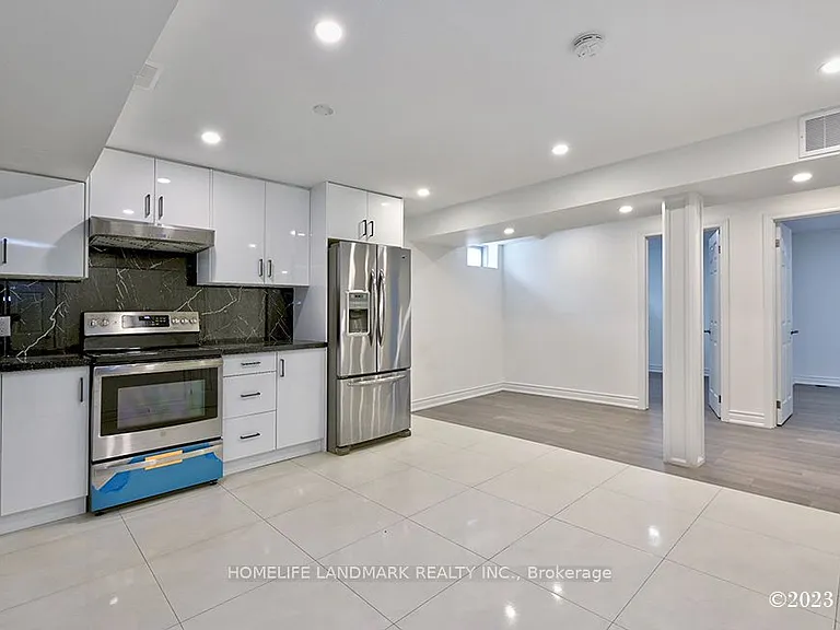 17 Elderslie Cres — Photo 5