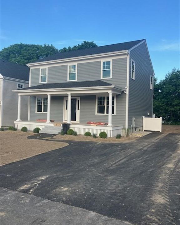 1st image of 261 Pleasant St #9