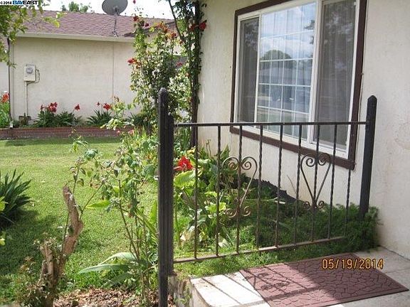 3rd image of 7441 Birkdale Dr