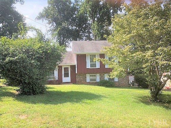 3rd image of 6404 Pawnee Dr