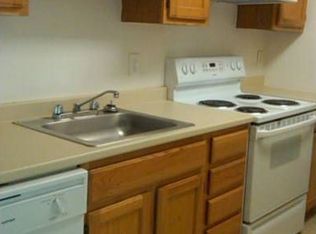 2 Raintree Cir APT I, Brockton, MA 02302