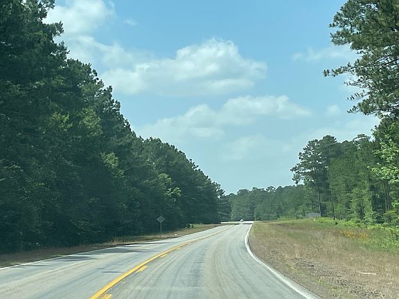 4th image of 5886 Highway 127 N