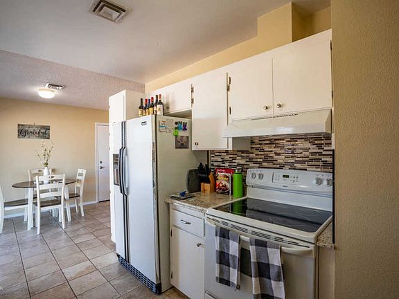 5th image of 2115 Alta Vista Dr