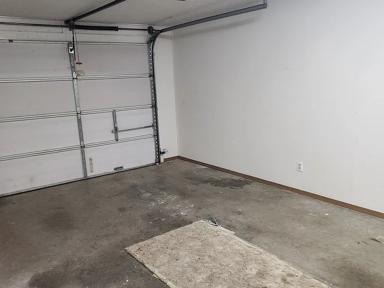 515 S Johnson St — Photo 4