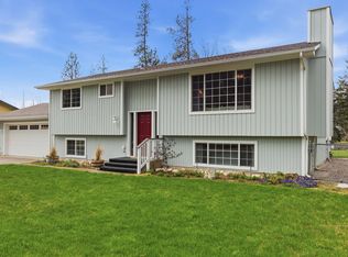 323 E 11th St, Deer Park, WA 99006