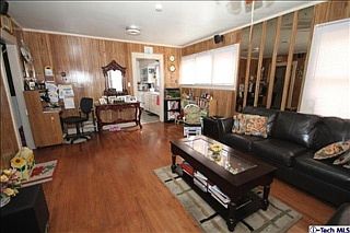 5th image of 4112 Manor Ct